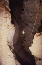 Simon Cawthan descends the 20 m pitch into Aquarious (Photo: Dave Binks)